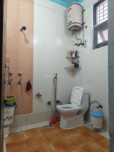 Bathroom Image of 1220 Sq.ft 4 BHK Builder Floor for sale in Sector 16 Rohini New Delhi for Rs. 18000000