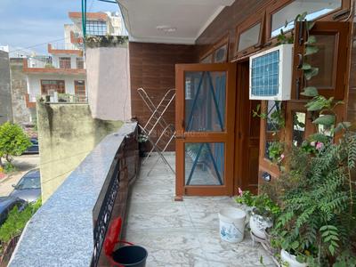 Balcony Image of 1615 Sq.ft 3 BHK Builder Floor for sale in Govindpuram Ghaziabad for Rs. 9000000