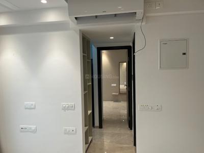 Living Room Image of 417 Sq.ft 1 BHK Apartment / Flat for sale in Hiranandani Regent Hill A B C D And E Wing, Powai Mumbai for Rs. 18200000