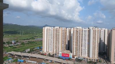 Balcony Image of 1100 Sq.ft 3 BHK Apartment / Flat for rent in Sunteck Maxx World, Naigaon East Naigaon for Rs. 21000