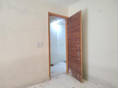 Bedroom Image of 650 Sq.ft 2 BHK Builder Floor for sale in Sangam Vihar New Delhi for Rs. 3700000
