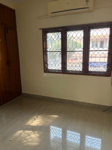 Bedroom Image of 810 Sq.ft 2 BHK Apartment / Flat for rent in Nungambakkam Chennai for Rs. 40000