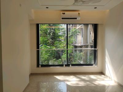 Bedroom Image of 2400 Sq.ft 4 BHK Apartment / Flat for sale in Vile Parle West Mumbai for Rs. 110000000