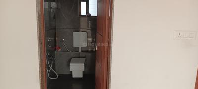 Image of 1800 Sq.ft 3 BHK Apartment / Flat for rent in Yogeshwar Karnavati Paradise, New Maninagar, Ahmedabad for Rs. 19000