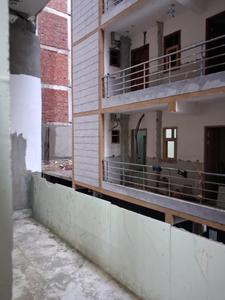 Bedroom One Image of 1650 Sq.ft 3.5 BHK Apartment / Flat for sale in DM Infra, Sector 104 Noida for Rs. 7000000