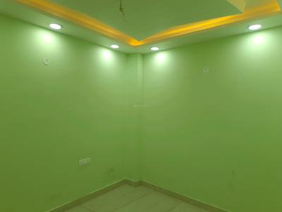 Bedroom Image of 1080 Sq.ft 3 BHK Builder Floor for sale in Anand Parbat New Delhi for Rs. 13000000