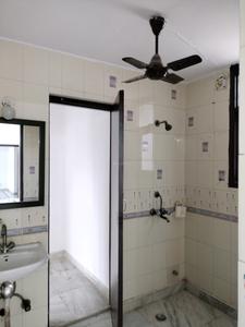 Common Bathroom Image of 1600 Sq.ft 3 BHK Apartment / Flat for rent in Sector 18 Dwarka New Delhi for Rs. 47000