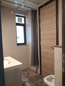 Common Bathroom Image of 1901 Sq.ft 3 BHK Apartment / Flat for rent in Unity The Amaryllis Phase 1, Kishan Ganj New Delhi for Rs. 115000