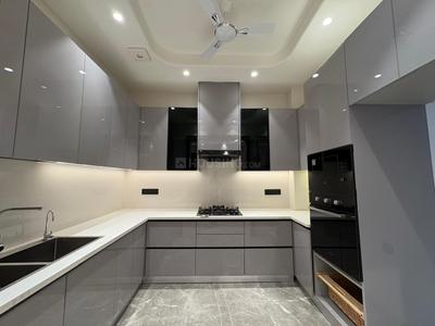 Kitchen Image of 1600 Sq.ft 3 BHK Builder Floor for sale in Ansal Versalia, Sector 67 Gurgaon for Rs. 24000000
