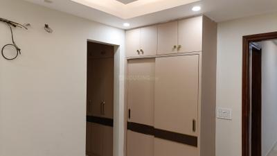 Bedroom Image of 1850 Sq.ft 4 BHK Builder Floor for sale in Laxmi Nagar New Delhi for Rs. 22500000