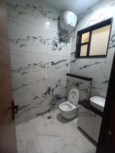 Bathroom Image of 3000 Sq.ft 3 BHK Independent House for rent in Nirman Nagar Jaipur for Rs. 60000