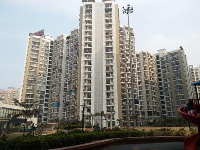 Image of 1385 Sq.ft 3 BHK Apartment / Flat for sale in Sector 77, Noida for Rs. 18500000