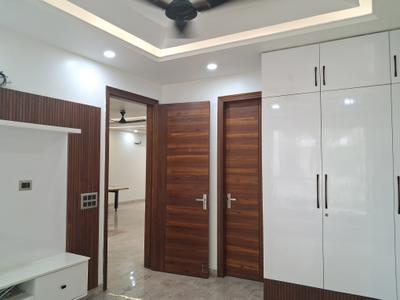Bedroom Image of 1800 Sq.ft 3 BHK Builder Floor for sale in Paschim Vihar New Delhi for Rs. 35000000