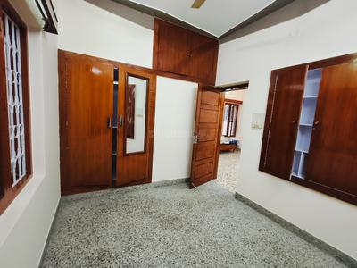 Bedroom Image of 1200 Sq.ft 2 BHK Builder Floor for rent in Indira Nagar Bengaluru for Rs. 40000