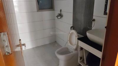 Image of 1350 Sq.ft 3 BHK Apartment / Flat for rent in Gulshan Bellina, Noida Extension, Greater Noida for Rs. 28000