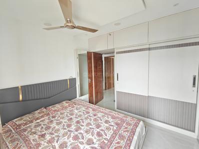 Bedroom Image of 1050 Sq.ft 3 BHK Apartment / Flat for rent in Noble Heights, Malad East Mumbai for Rs. 70000