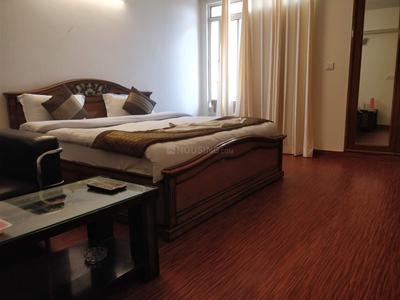 Bedroom Image of 2700 Sq.ft 3 BHK Independent House for rent in Sector 26 Noida for Rs. 40000