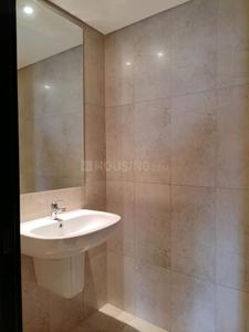Bathroom Image of 2850 Sq.ft 3 BHK Apartment / Flat for sale in Panchshil Towers, Kharadi Pune for Rs. 39500000