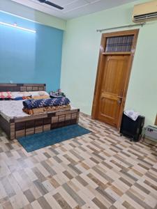Bedroom Image of 1500 Sq.ft 2 BHK Builder Floor for rent in Indira Nagar Lucknow for Rs. 18000