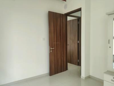 Bedroom Image of 850 Sq.ft 2 BHK Apartment / Flat for sale in The Atmosphere Phase 1, Mulund West Mumbai for Rs. 17500000