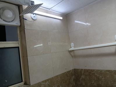 Bathroom Image of 1295 Sq.ft 3 BHK Apartment / Flat for sale in Supertech Ecociti, Sector 137 Noida for Rs. 12900000