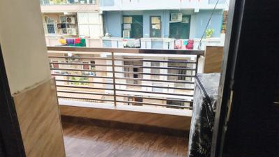 Balcony Image of 850 Sq.ft 2 BHK Apartment / Flat for rent in Indirapuram Ghaziabad for Rs. 21000