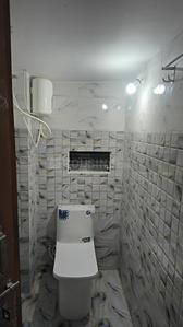Bathroom Image of 500 Sq.ft 1 BHK Builder Floor for rent in Erragadda Hyderabad for Rs. 14000