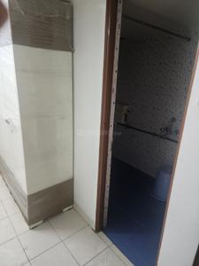 Bathroom Image of 1370 Sq.ft 3 BHK Apartment / Flat for rent in Ram Nagar Nagpur for Rs. 30000