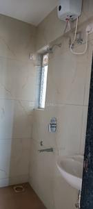Bathroom Image of 525 Sq.ft 1 BHK Apartment / Flat for rent in Raunak Bliss, Kasarvadavali Thane for Rs. 18000