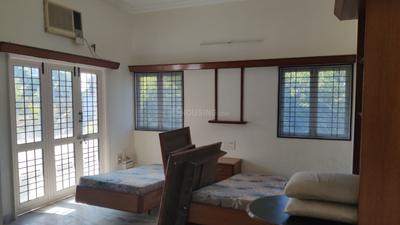 Bedroom Image of 2500 Sq.ft 3.5 BHK Apartment / Flat for rent in Gopalapuram Chennai for Rs. 85000