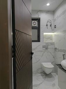 Common Bathroom Image of 1850 Sq.ft 4 BHK Builder Floor for sale in Indirapuram Ghaziabad for Rs. 18000000