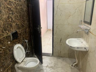 Bathroom Image of 1950 Sq.ft 3 BHK Builder Floor for sale in Nehru Nagar Ghaziabad for Rs. 14000000