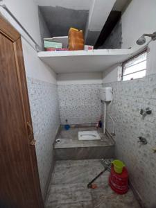 Bathroom Image of 400 Sq.ft 1 BHK Apartment / Flat for sale in Sodepur Kolkata for Rs. 700000