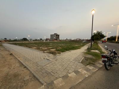 Image of 194 Sq.ft Residential Plot / Land for sale in Wave City Plots, Wave City, Ghaziabad for Rs. 26190000
