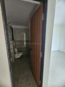 Bathroom Image of 1700 Sq.ft 3 BHK Apartment / Flat for rent in Prisha Chaudhari Icon, Pathardi Phata Nashik for Rs. 25000