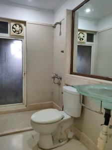 Common Bathroom Image of 1935 Sq.ft 3 BHK Apartment / Flat for sale in Rose Hill Rodas Enclave, Hiranandani Estate Thane for Rs. 45000000