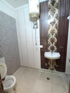Image of 1800 Sq.ft 3 BHK Builder Floor for sale in Naraina, New Delhi for Rs. 35000000