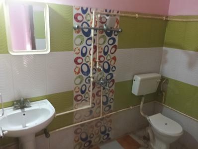 Bathroom Image of 1800 Sq.ft 3 BHK Independent House for rent in West Marredpally Secunderabad for Rs. 27000