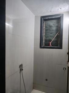 Common Bathroom Image of 700 Sq.ft 1 BHK Apartment / Flat for rent in Cosmos 27 GBR, Kasarvadavali Thane for Rs. 16500