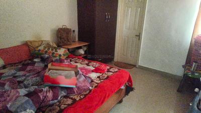 Bedroom Image of 2185 Sq.ft 3.5 BHK Villa for rent in Paramount Golfforeste Villas, Surajpur Greater Noida for Rs. 30000