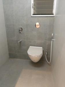 Common Bathroom Image of 550 Sq.ft 1 BHK Apartment / Flat for sale in Khush Vista, Mohammed Wadi Pune for Rs. 3100000