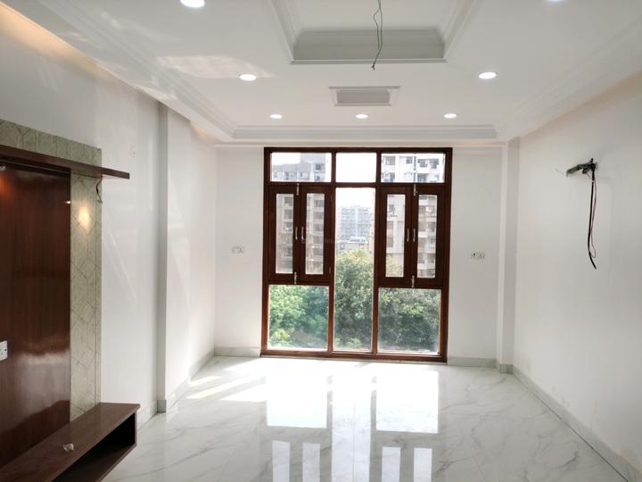 Sunny Valley Apartment Main Image 1