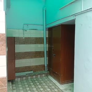 Bedroom Image of 1250 Sq.ft 3 BHK Apartment / Flat for sale in DDA Flats Mayur Vihar, Mayur Vihar Phase 1 New Delhi for Rs. 17000000