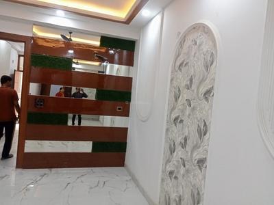 Living Room Image of 1050 Sq.ft 2 BHK Apartment / Flat for sale in Sector 73 Noida for Rs. 3800000