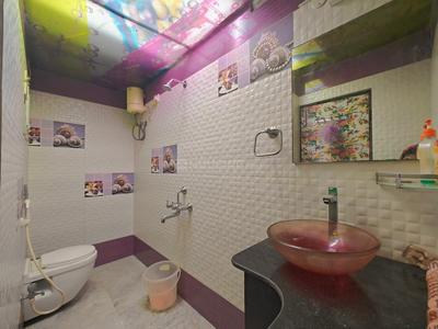 Bathroom Image of 950 Sq.ft 2 BHK Apartment / Flat for rent in Bansdroni Kolkata for Rs. 30000