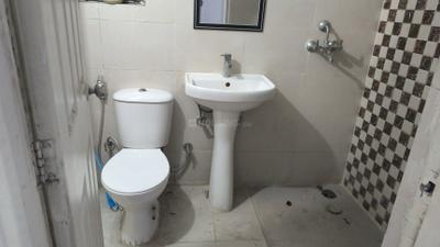 Image of 1660 Sq.ft 3 BHK Apartment / Flat for rent in RG Luxury, Noida Extension, Greater Noida for Rs. 26000