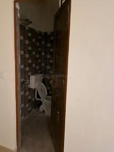 Bathroom Image of 900 Sq.ft 3 BHK Independent House for rent in Vrindavan Yojana Lucknow for Rs. 14500