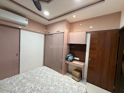 Bedroom Image of 1500 Sq.ft 3 BHK Apartment / Flat for rent in Orchid Skyrise, Harni Vadodara for Rs. 60000
