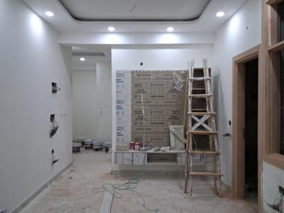 Living Room Image of 1000 Sq.ft 2 BHK Apartment / Flat for sale in Avenue 1, Sector 73 Noida for Rs. 3500000