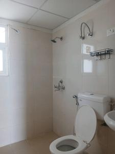 Zara Aavaas 3 Common Bathroom 4